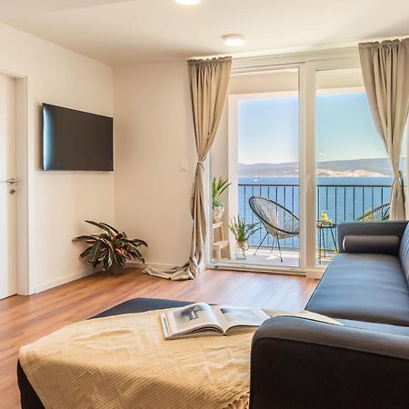 Sea View Apartment Celina Buitenkant foto