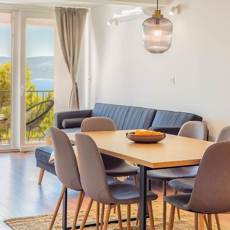 Sea View Apartment Celina Buitenkant foto