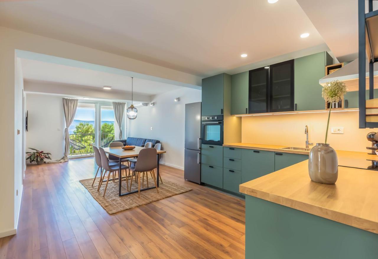 Sea View Apartment Celina Buitenkant foto
